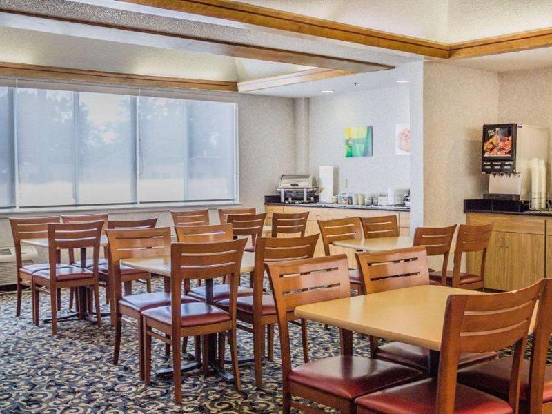 Quality Inn Порт-Клінтон Екстер'єр фото
