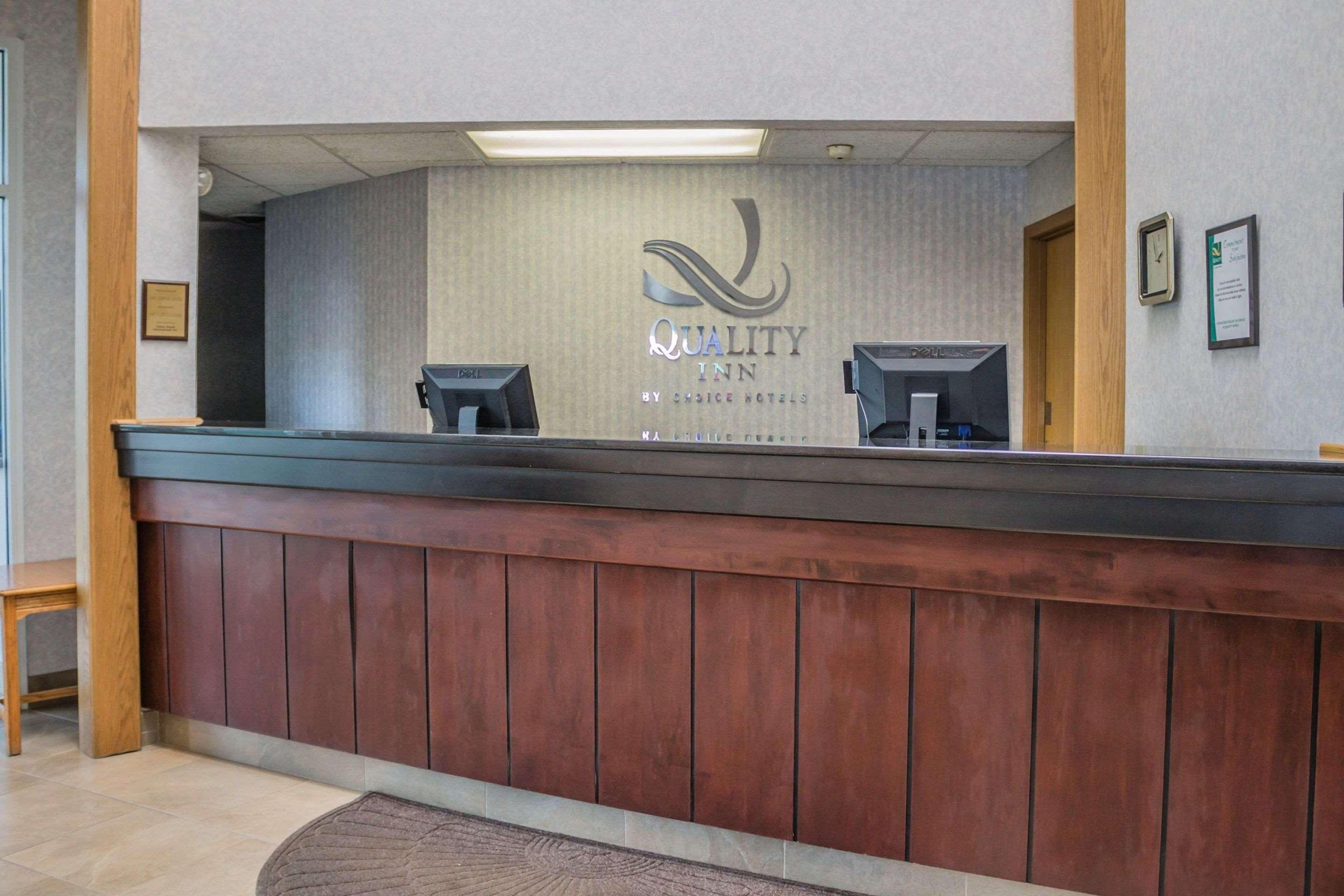 Quality Inn Порт-Клінтон Екстер'єр фото