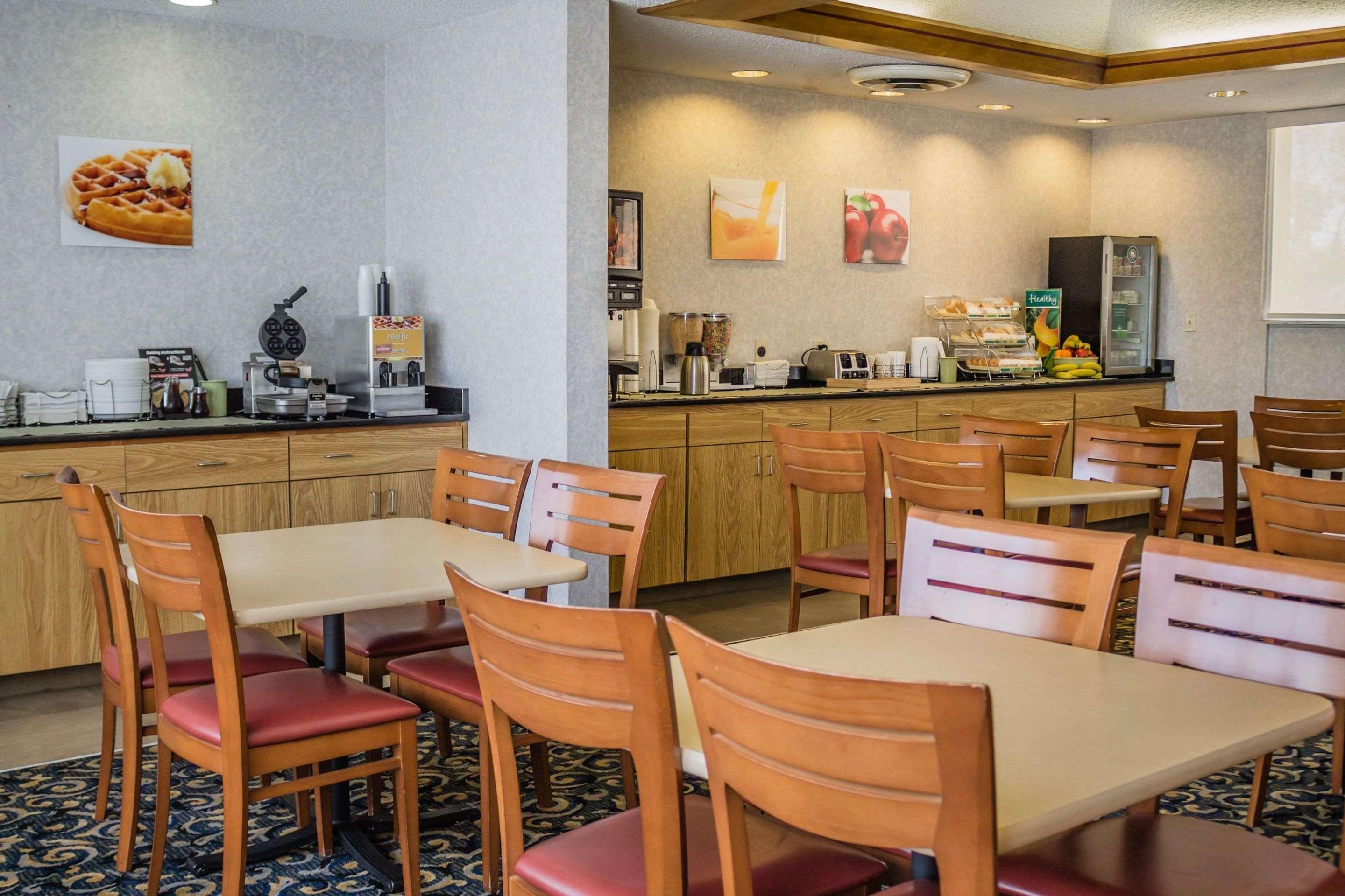 Quality Inn Порт-Клінтон Екстер'єр фото